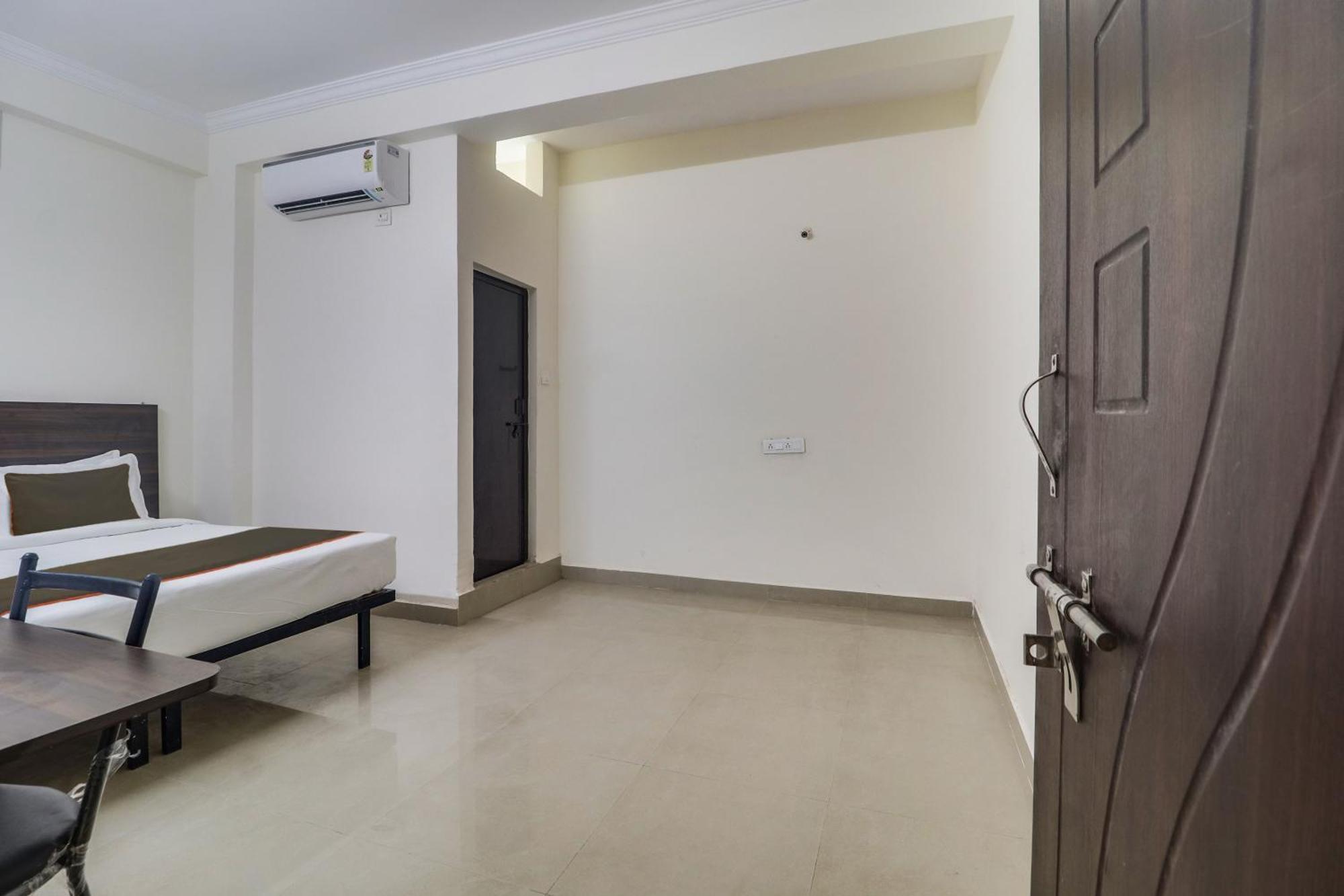 Collection O Sbr Kondapur Near Rto Office Otel Haydarabad Dış mekan fotoğraf